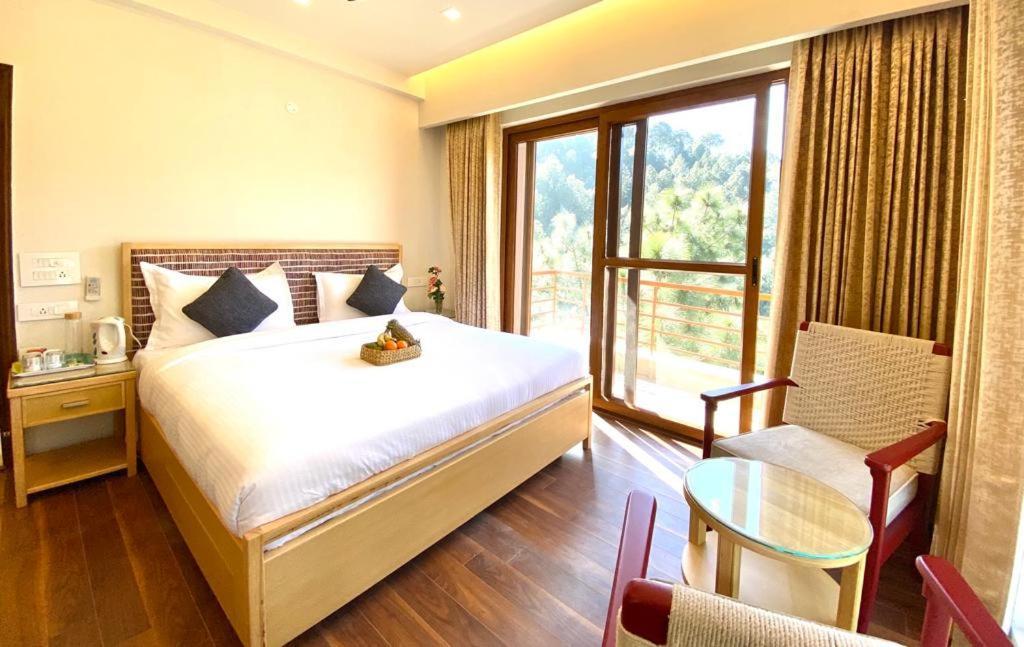 Pine Villa By Montrose Kasauli Ngoại thất bức ảnh